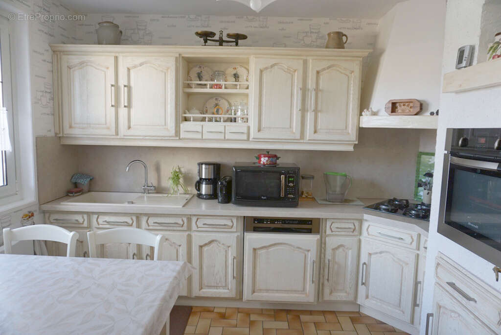 Maison à PARAY-LE-MONIAL