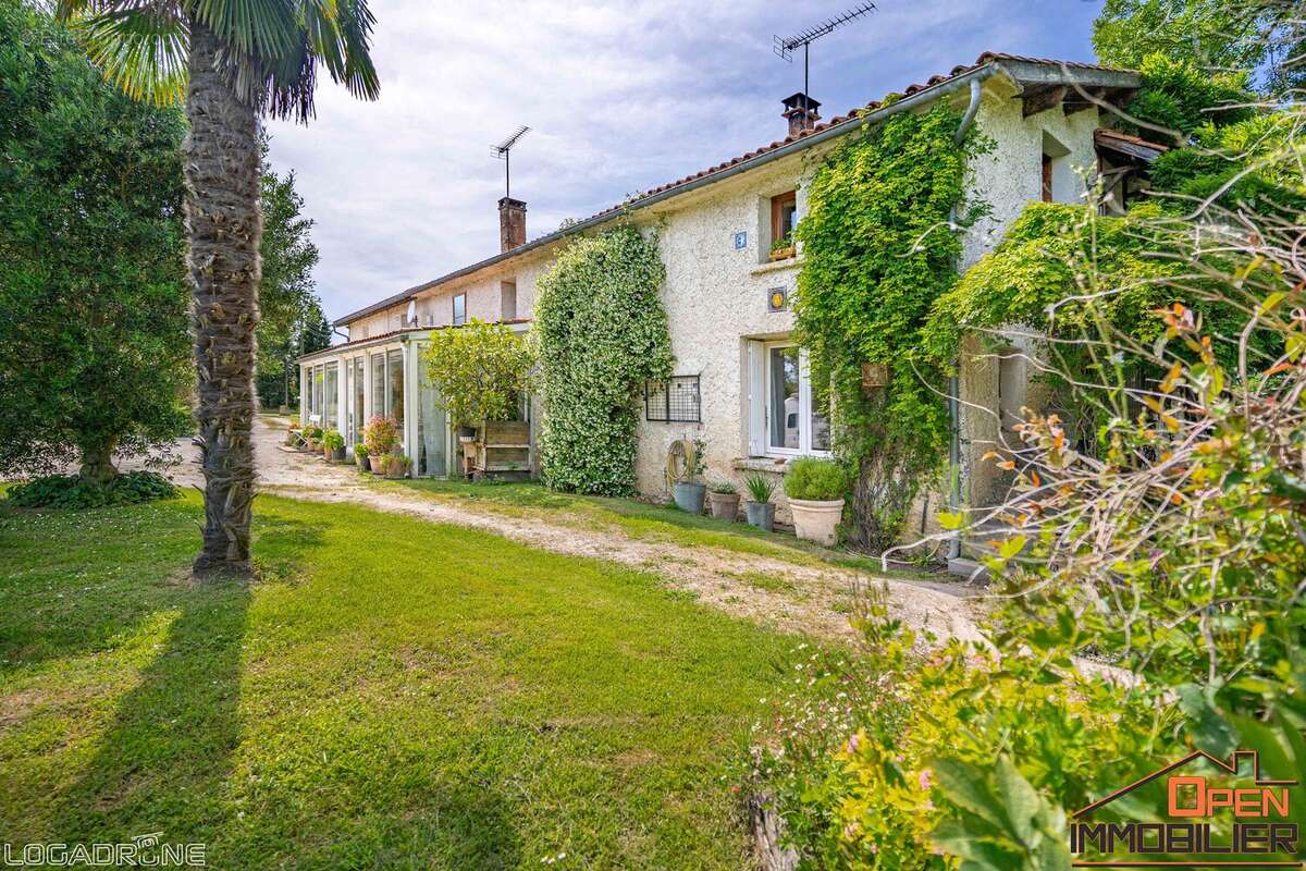 Maison à SAINT-SYLVESTRE-SUR-LOT