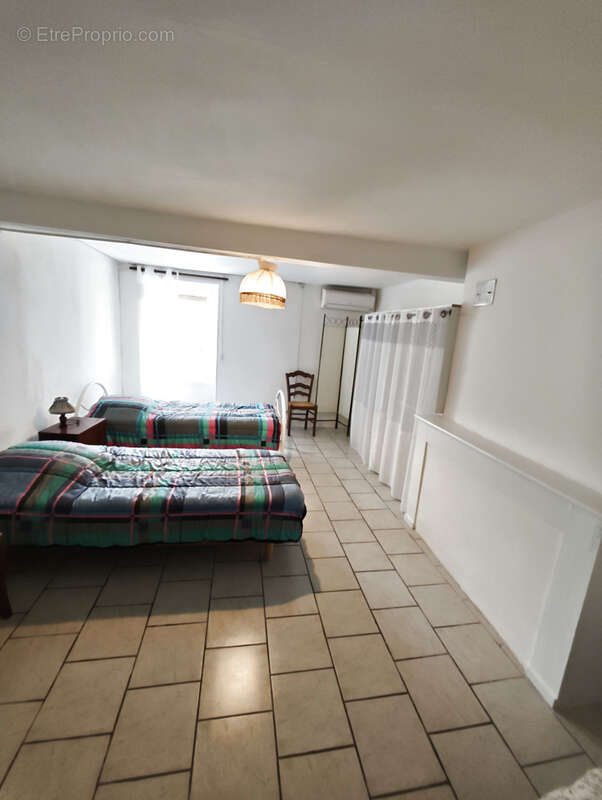 Maison à VILLEMAGNE