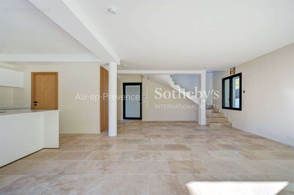Maison à AIX-EN-PROVENCE