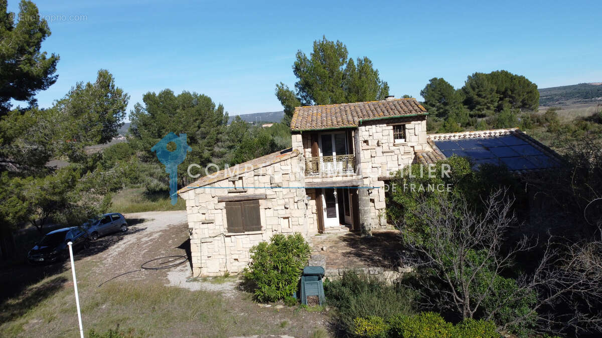 Maison à VILLEVEYRAC