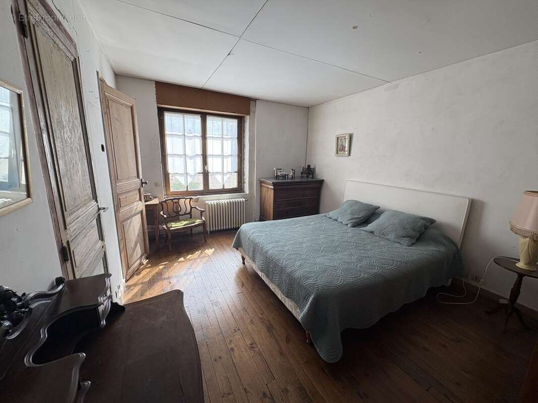 Maison 184 m² à Epannes  - photo 6