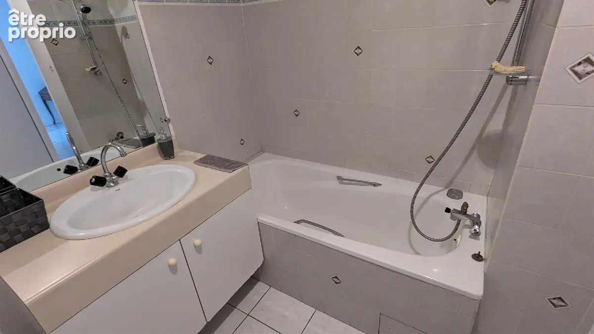 Appartement 54 m² à Grenoble  - photo 11