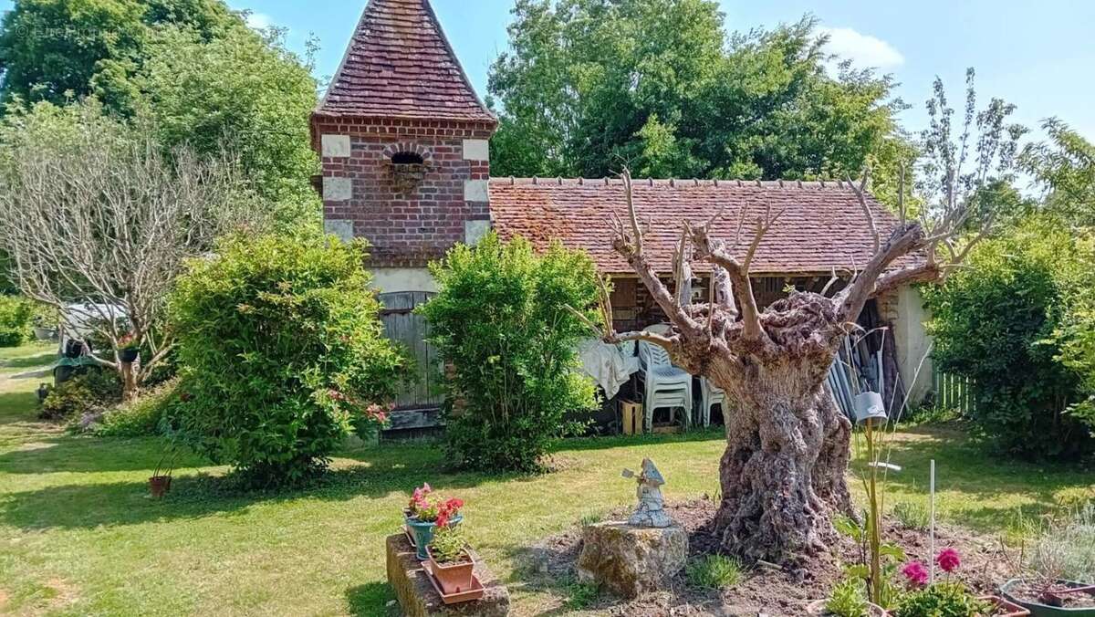 Maison de campagne 1h30 de Paris sur 2ha57 dans un site superbe - photo 2