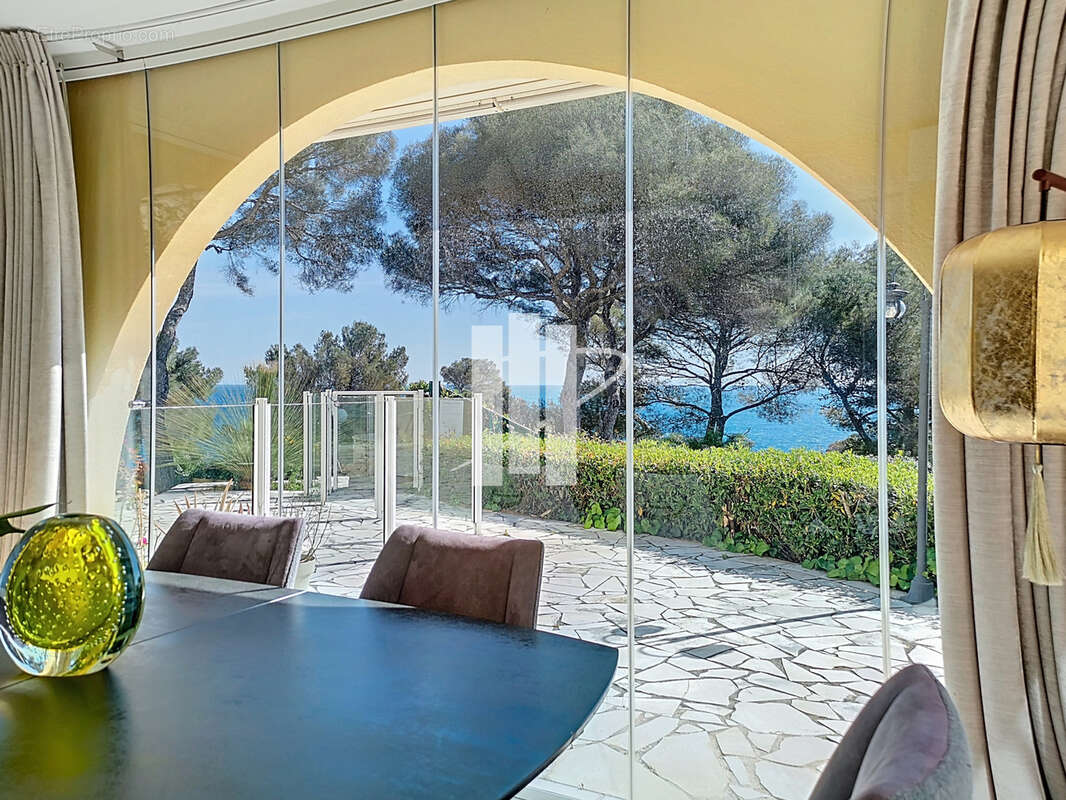 Appartement à SAINT-RAPHAEL