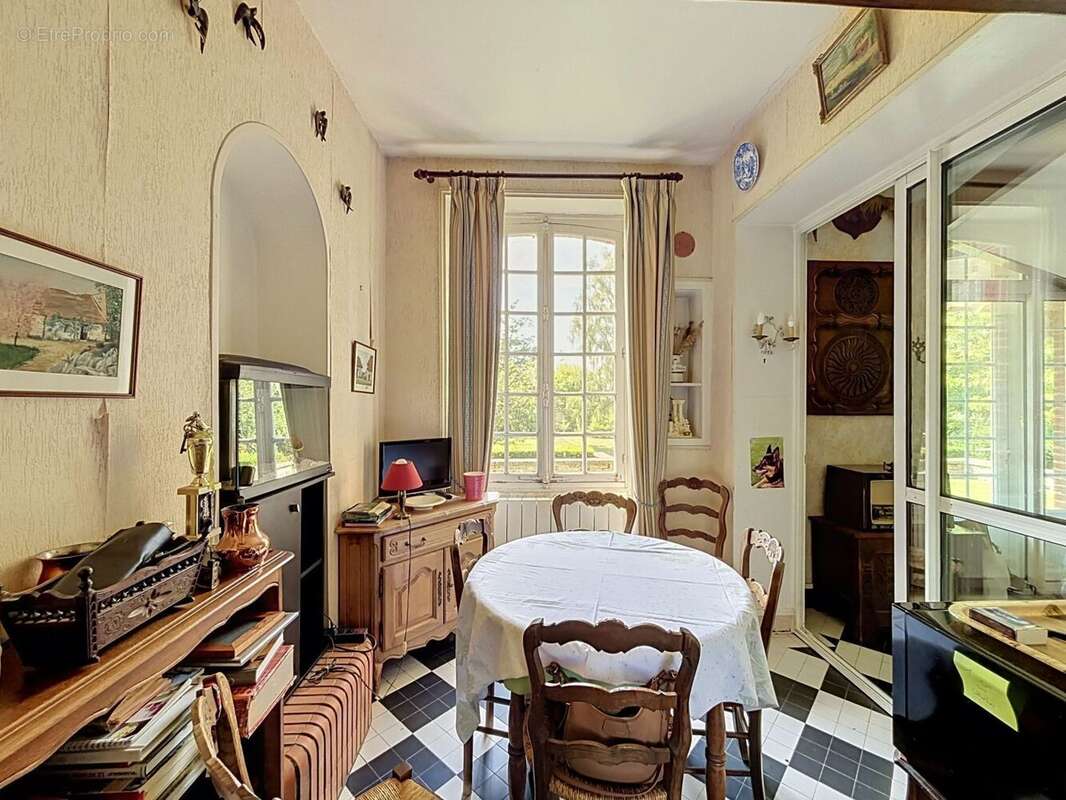 Maison à CHAUMONT-EN-VEXIN