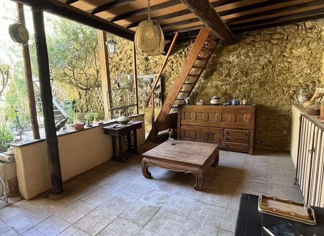 Maison à LAURIS