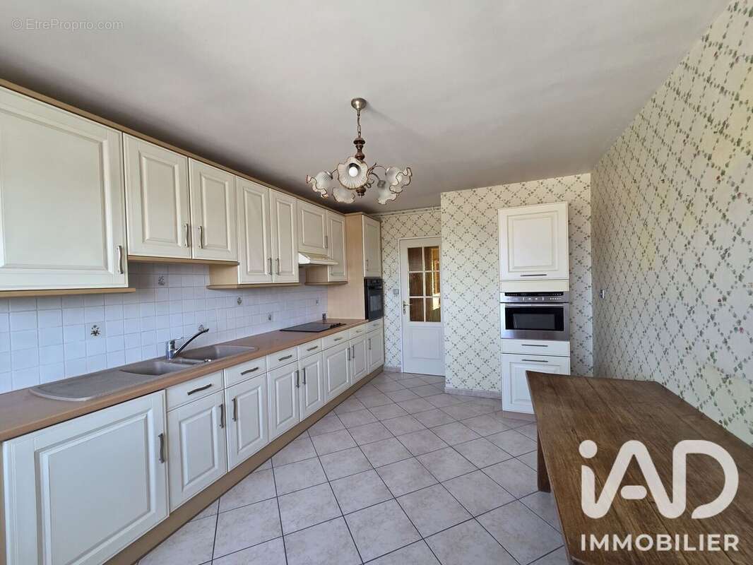 Appartement 116 m² à Valenciennes  - photo 8