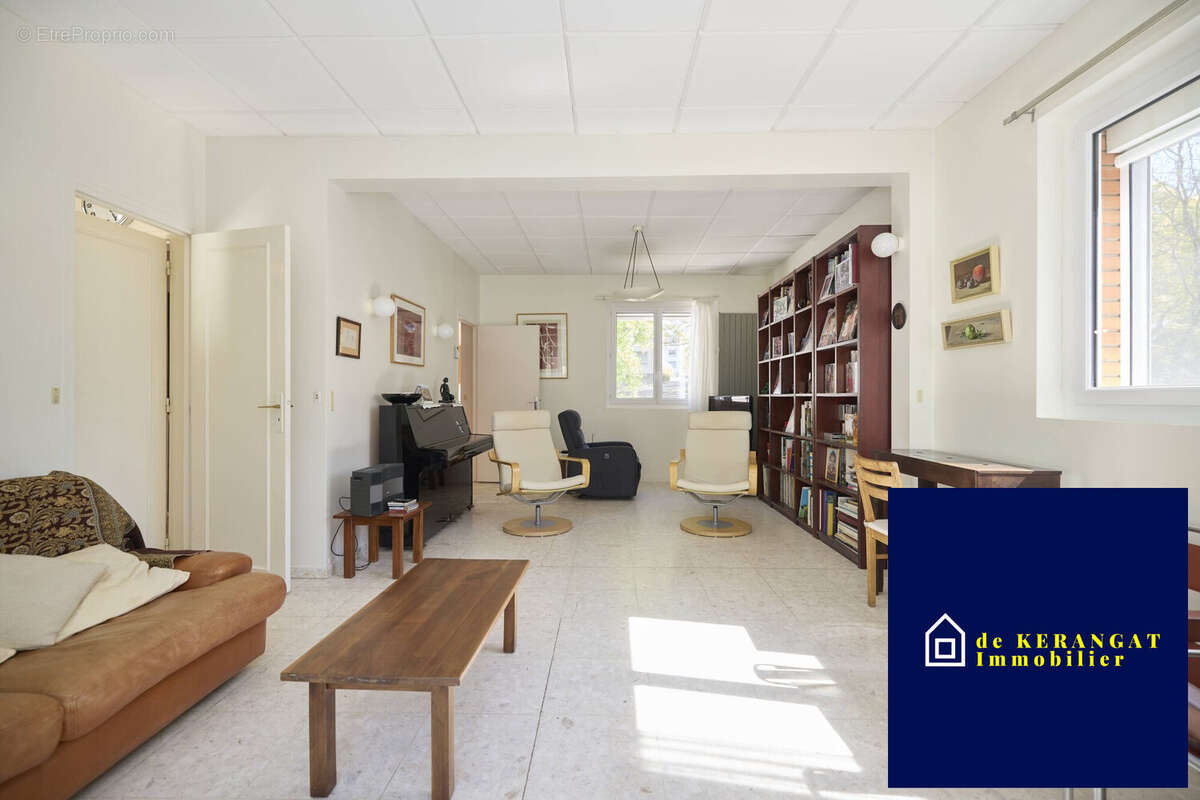 Maison à LE PLESSIS-ROBINSON