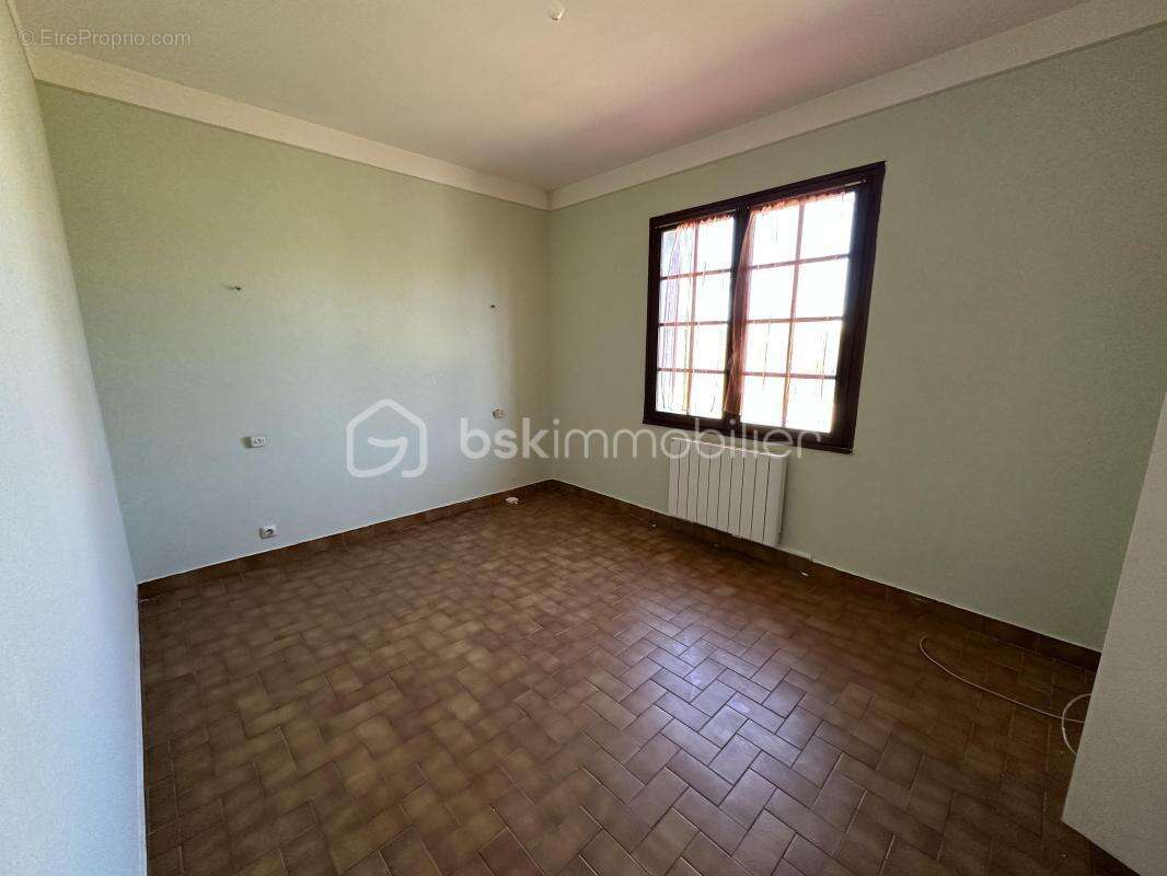 Maison à NEUVILLE-DE-POITOU