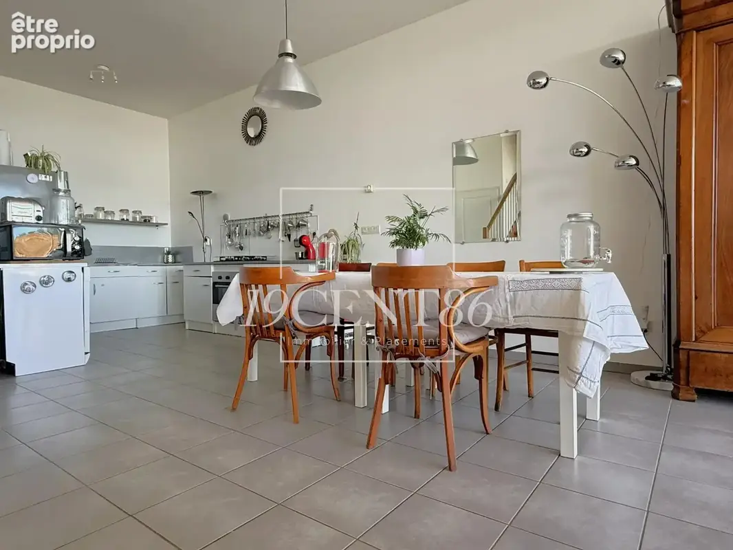 Appartement 4 pièces 132 m² à vendre à Pelussin (42410) - photo 4