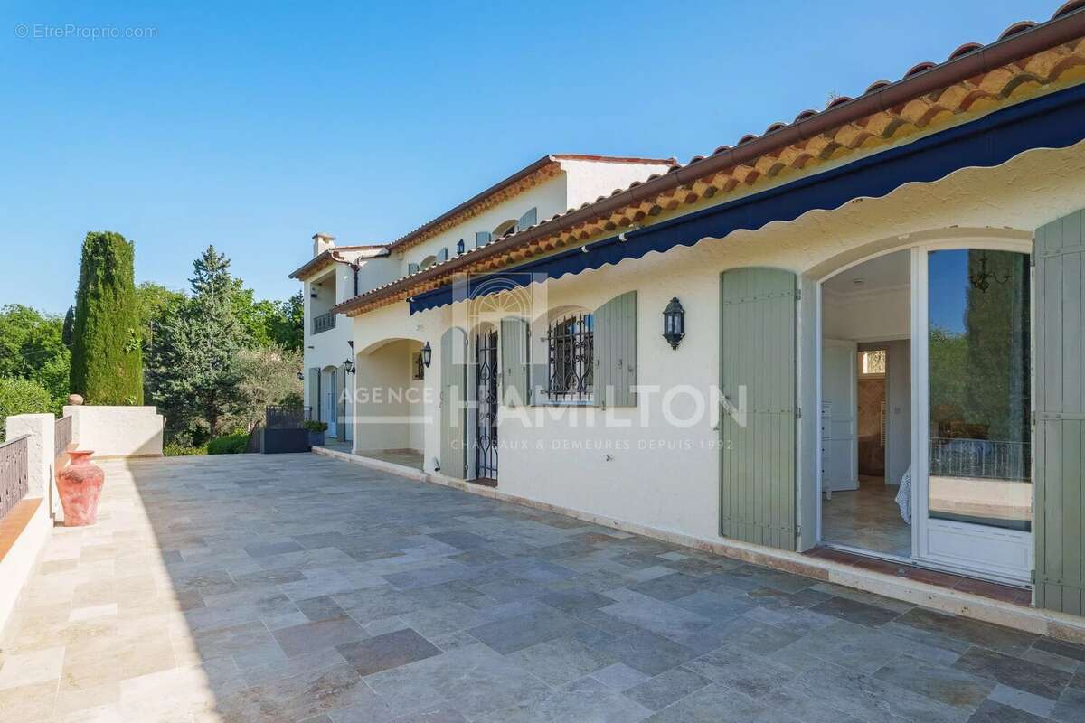 Maison à GRASSE