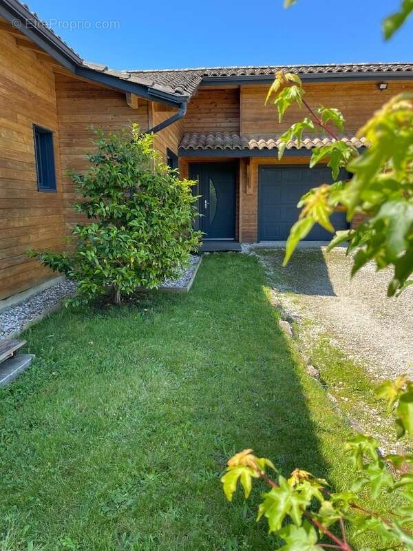 Maison à MONFLANQUIN