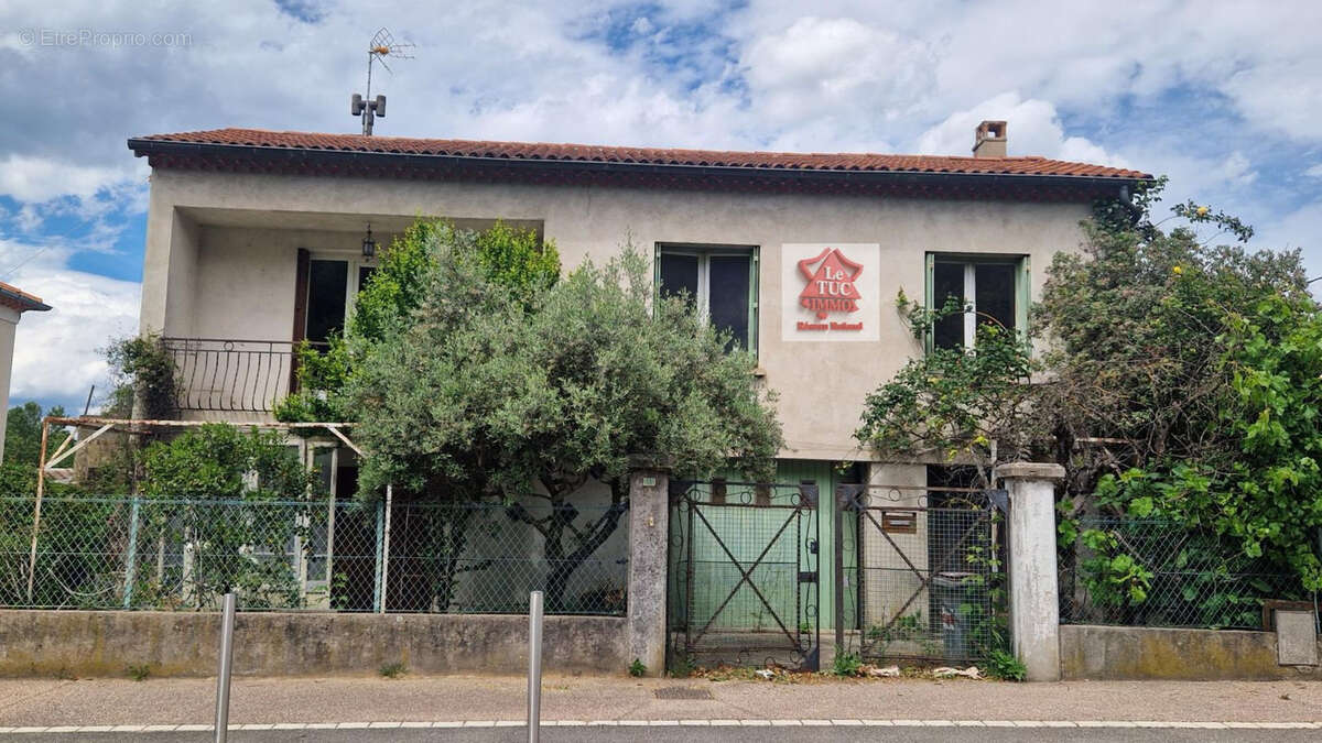 Maison à BOLLENE