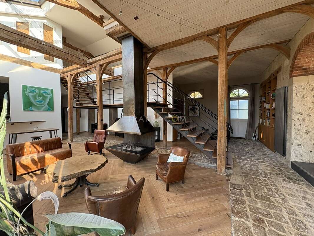 Maison à VERNOU-SUR-BRENNE