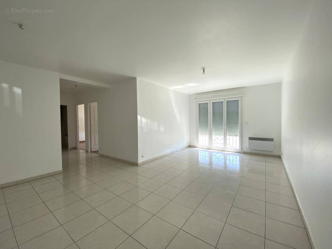 Appartement à ROSNY-SUR-SEINE