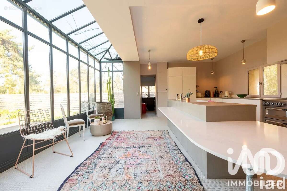 Maison 190 m² à Grosrouvre  - photo 4