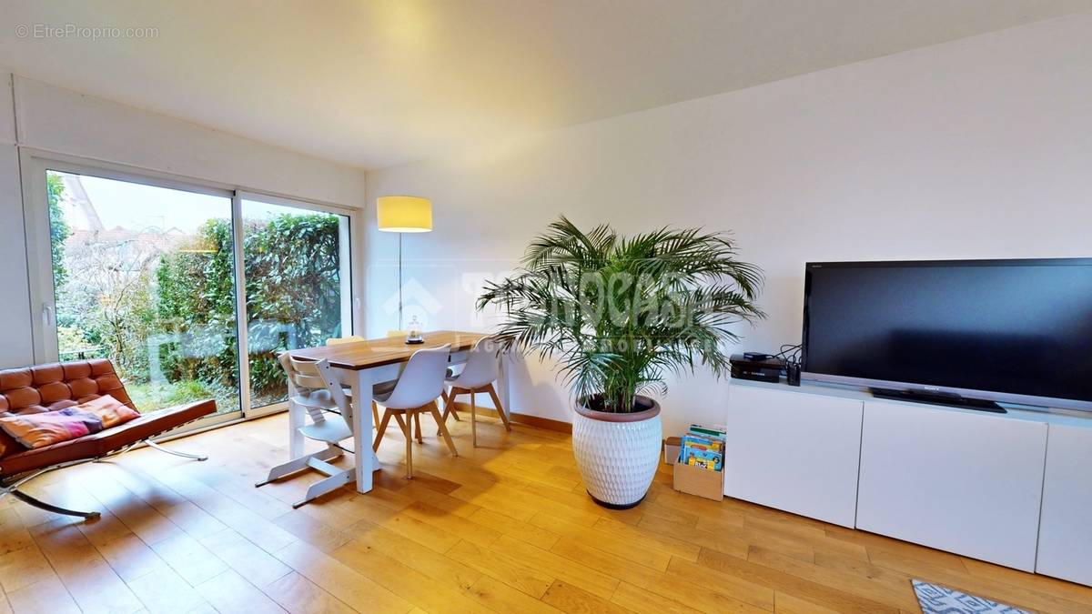 Maison à LE CHESNAY