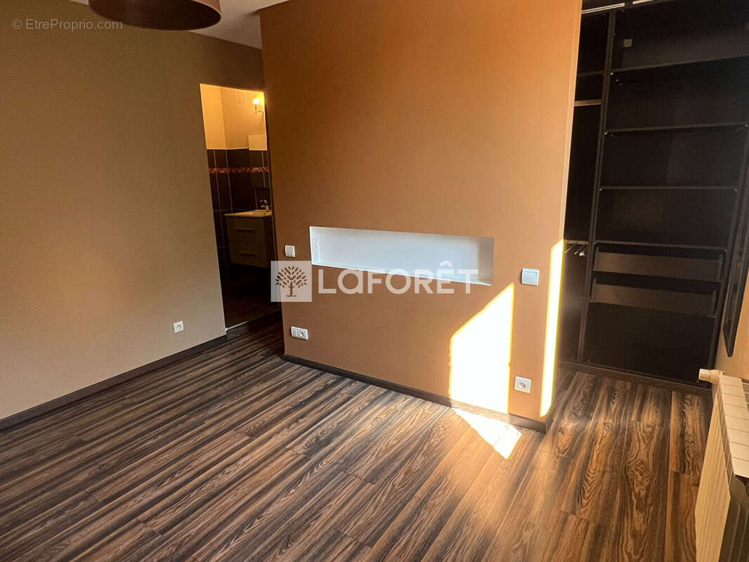 Maison à SAINT-GAUZENS