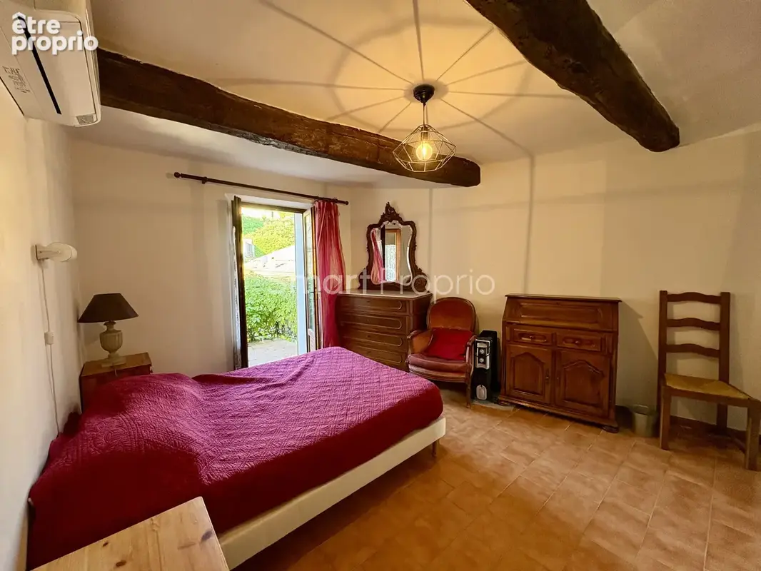 Allemagne-en-provence   maison de village 125 m2   5 chambres   jardin privatif   grandes dépendances - photo 13