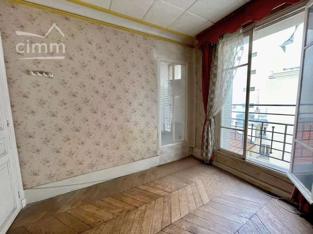 Appartement à PARIS-19E