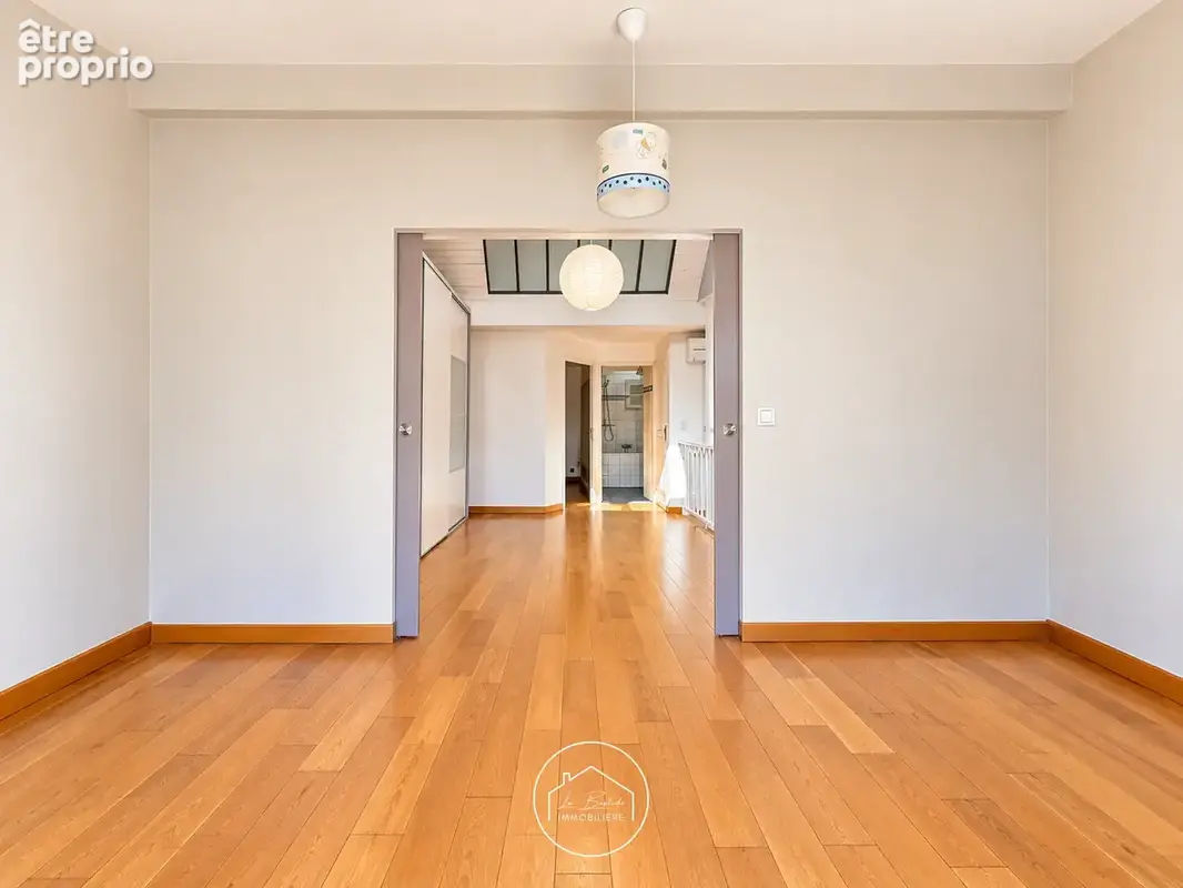 GÉMENOS au cœur du village   Charmant triplex 4 pièces de 91.56 m2. - photo 4