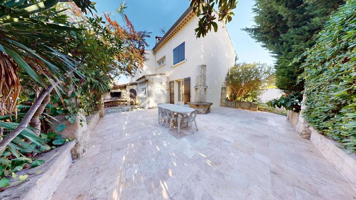 Maison à PORT-DE-BOUC