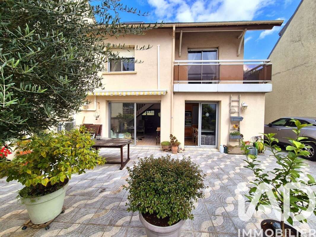 Photo 2 - Maison à CHOISY-LE-ROI