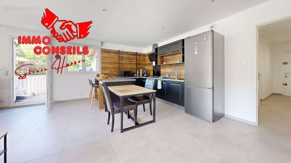 Appartement à SAINT-GENIS-LAVAL