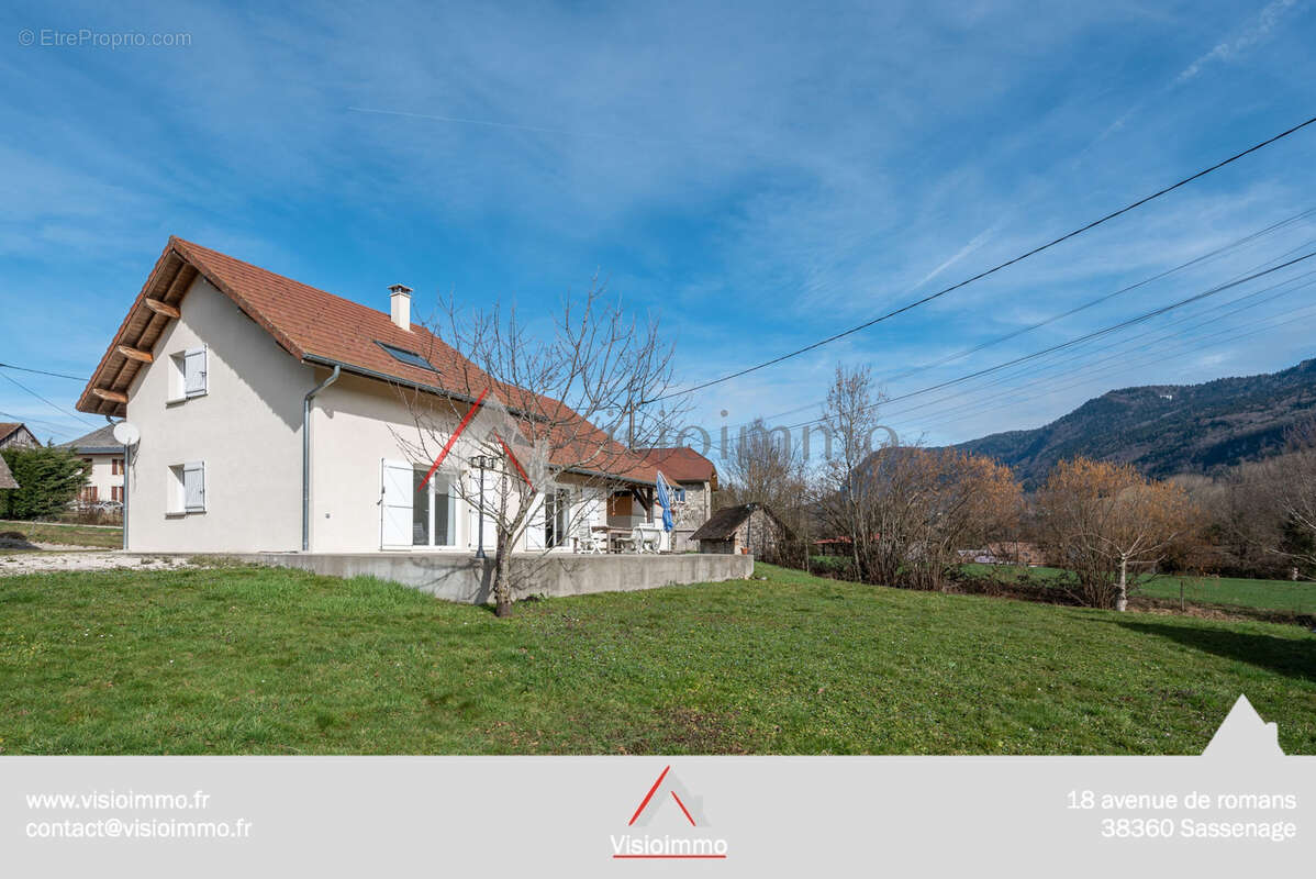 Maison à LES ECHELLES