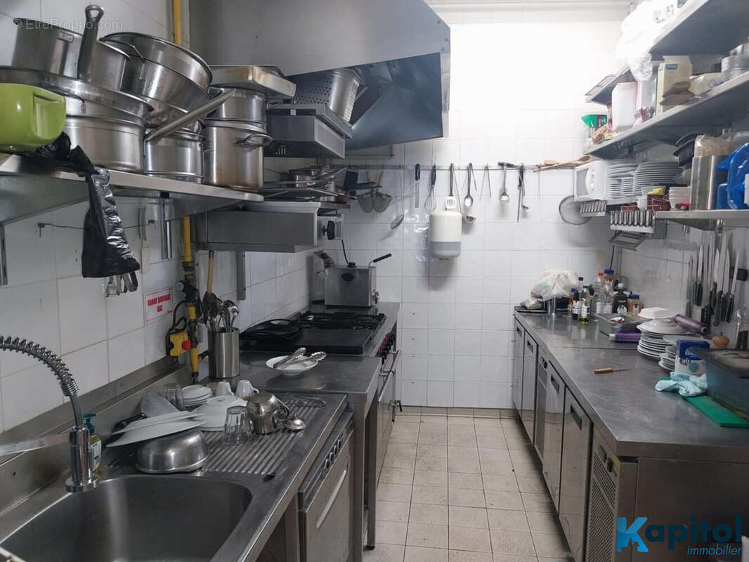 114 m² à Paris-18e  - photo 2