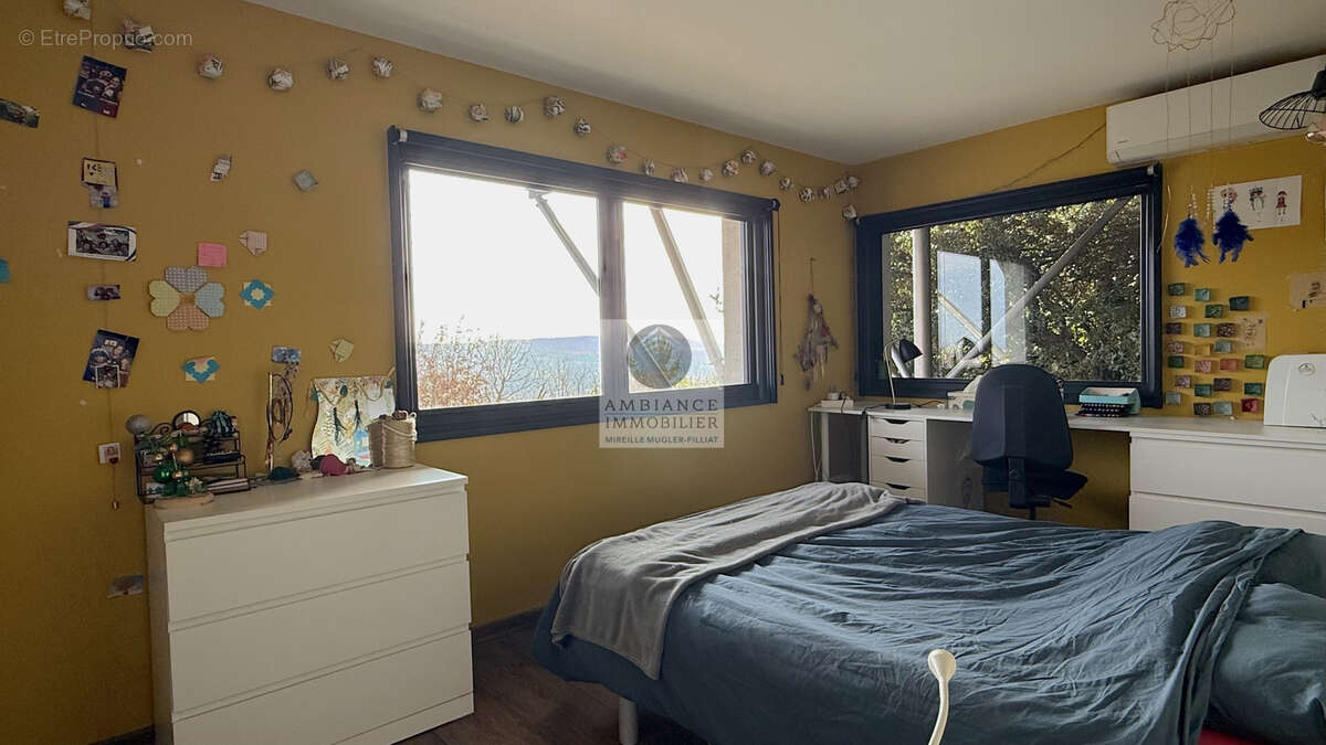 Maison à SAINT-PERAY