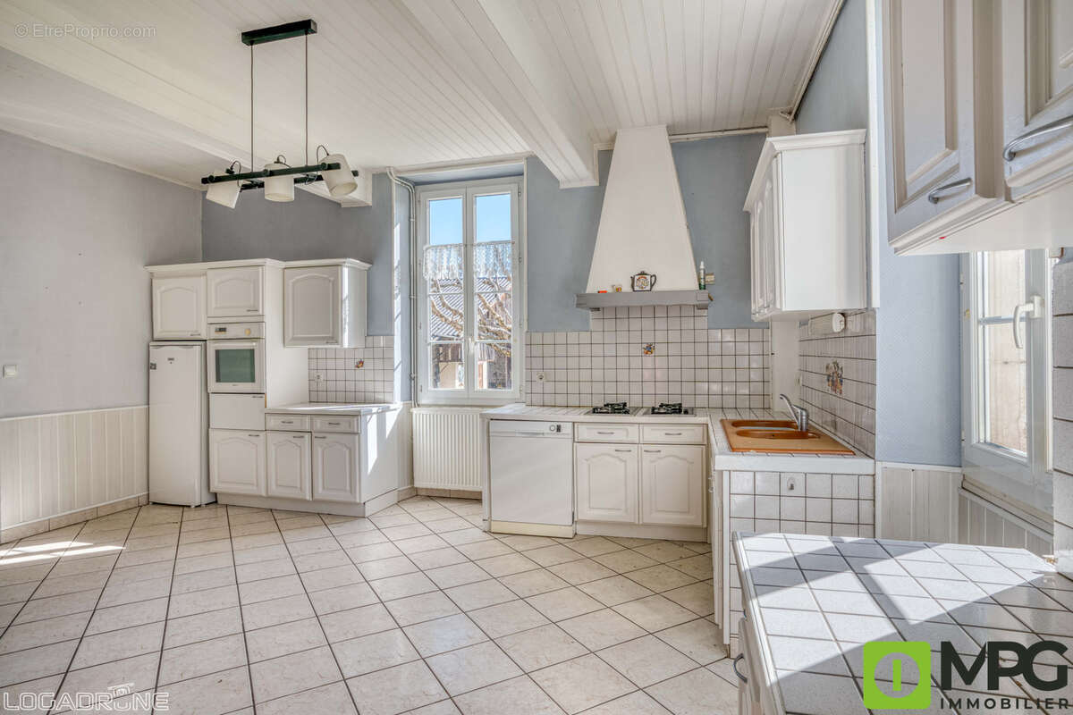 Maison à PINEL-HAUTERIVE