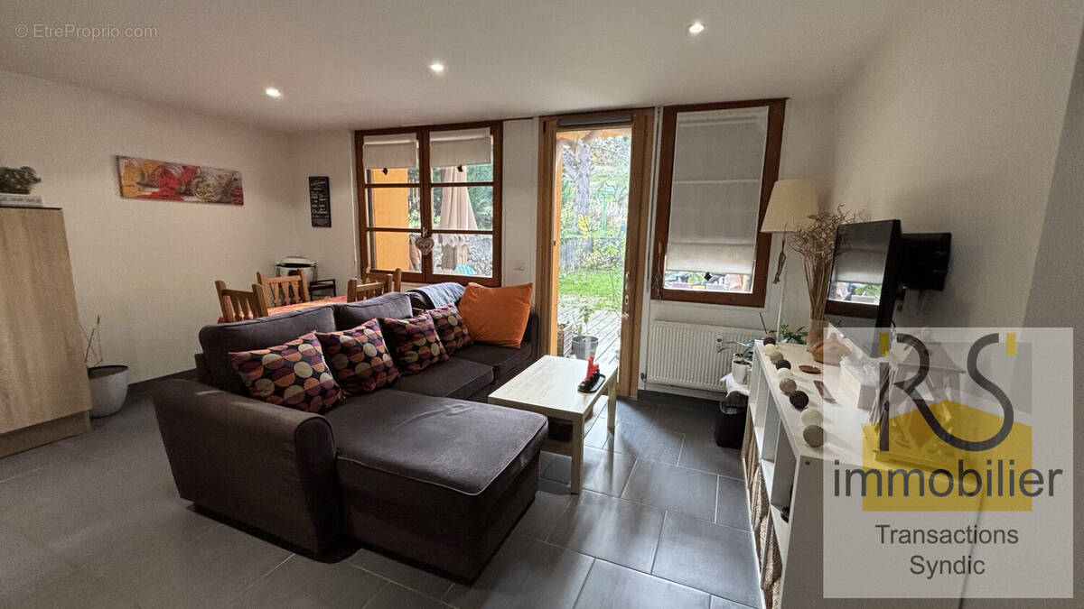 Appartement à ARACHES-LA-FRASSE