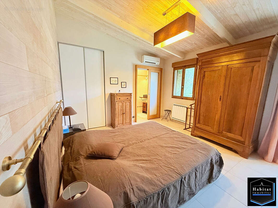 Maison à LE PLESSIS-BELLEVILLE