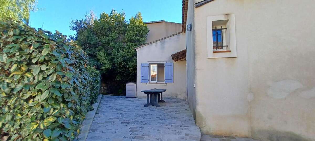 Maison à SIX-FOURS-LES-PLAGES