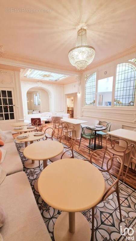 Photo 2 - Commerce à AMIENS