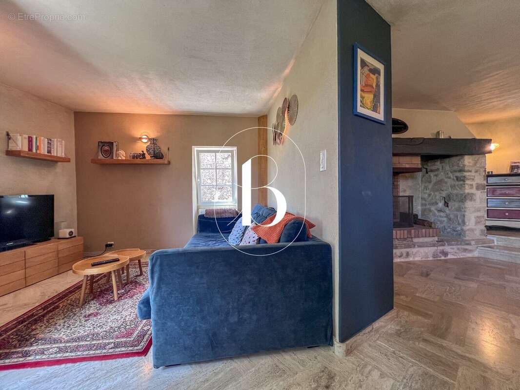 Maison 185 m² à Goudargues  - photo 18
