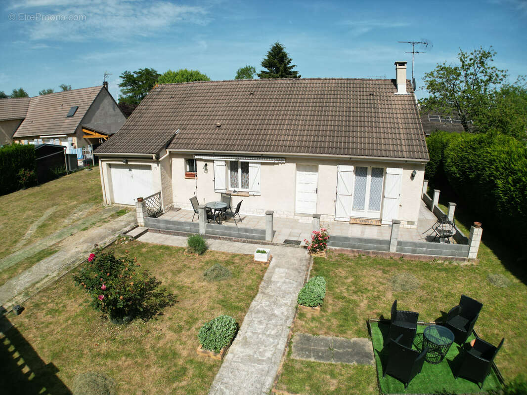 Maison à ANET