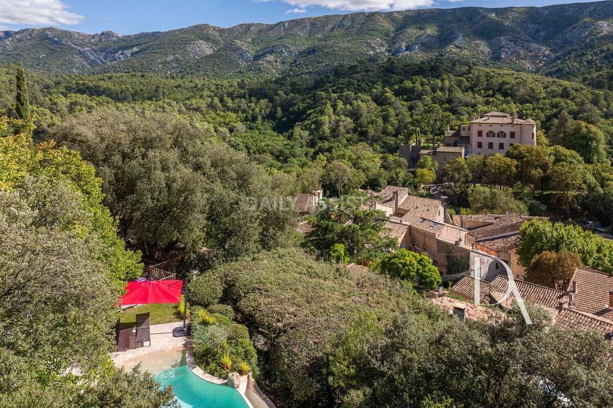 Appartement à VAUVENARGUES