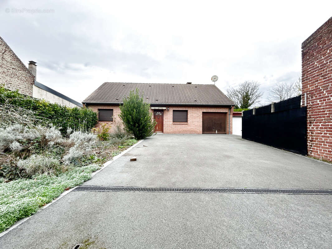 Maison à HENIN-BEAUMONT