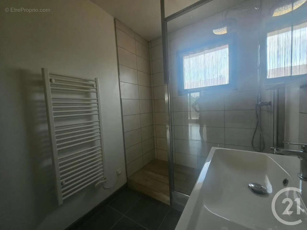 Maison 82 m² à Rugles  - photo 7