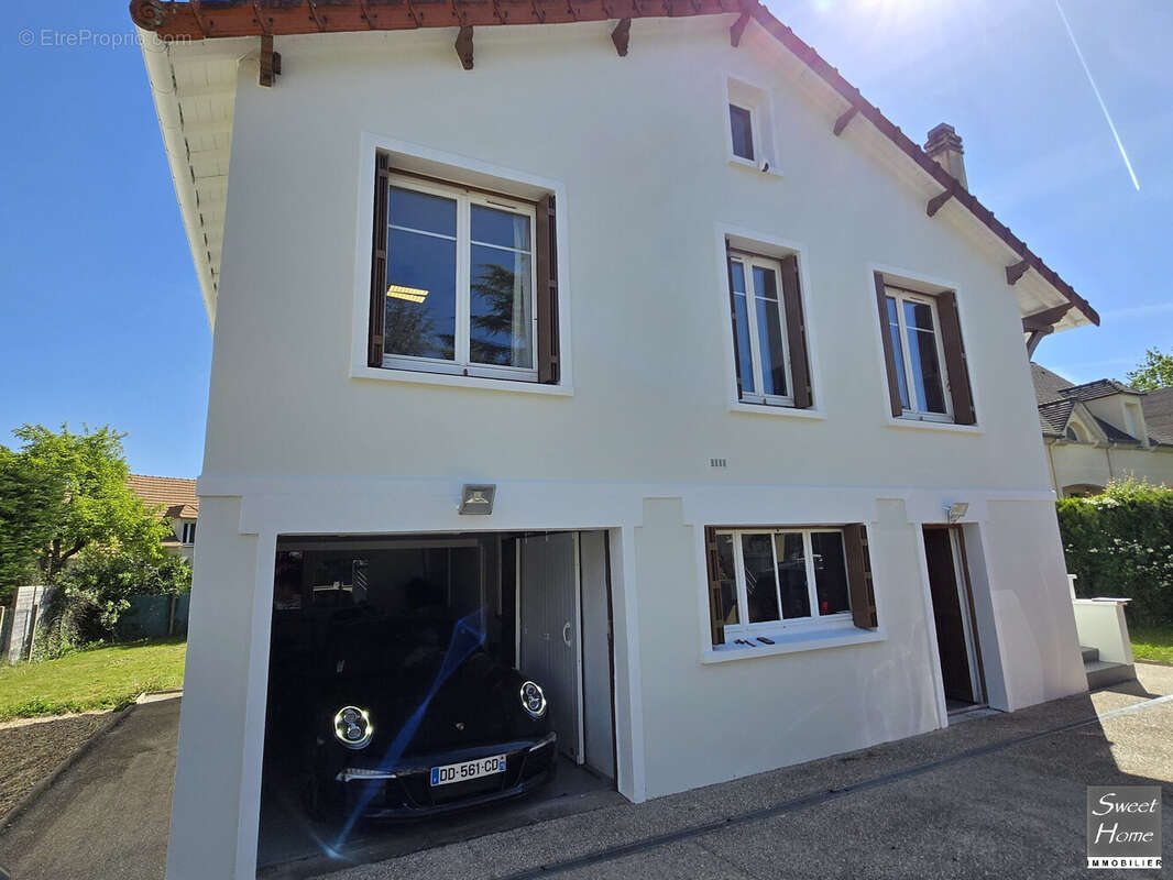 Maison à MAGNY-LES-HAMEAUX
