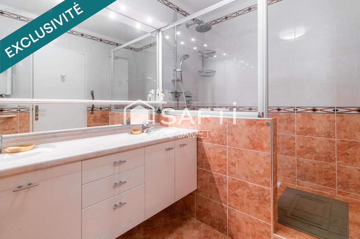 Photo 8 - Appartement à VERSAILLES