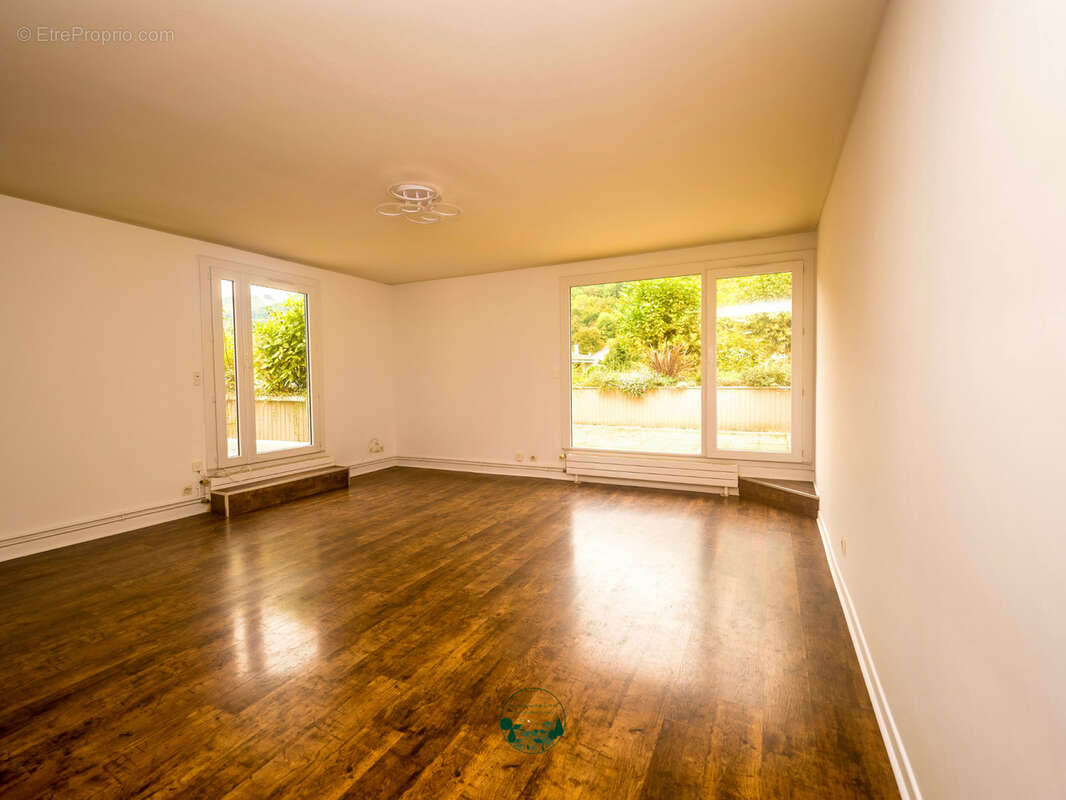 Photo 3 - Appartement à POISAT