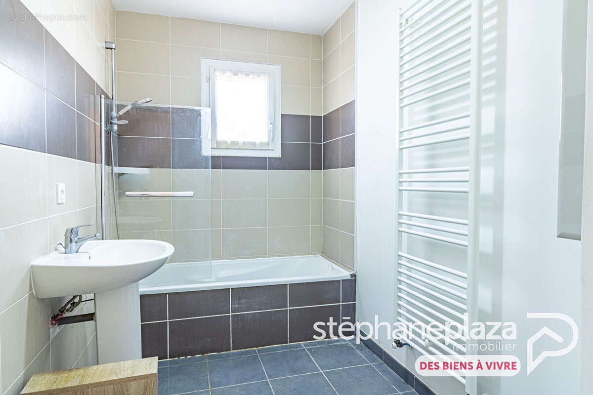 Maison à CORCELLES-EN-BEAUJOLAIS