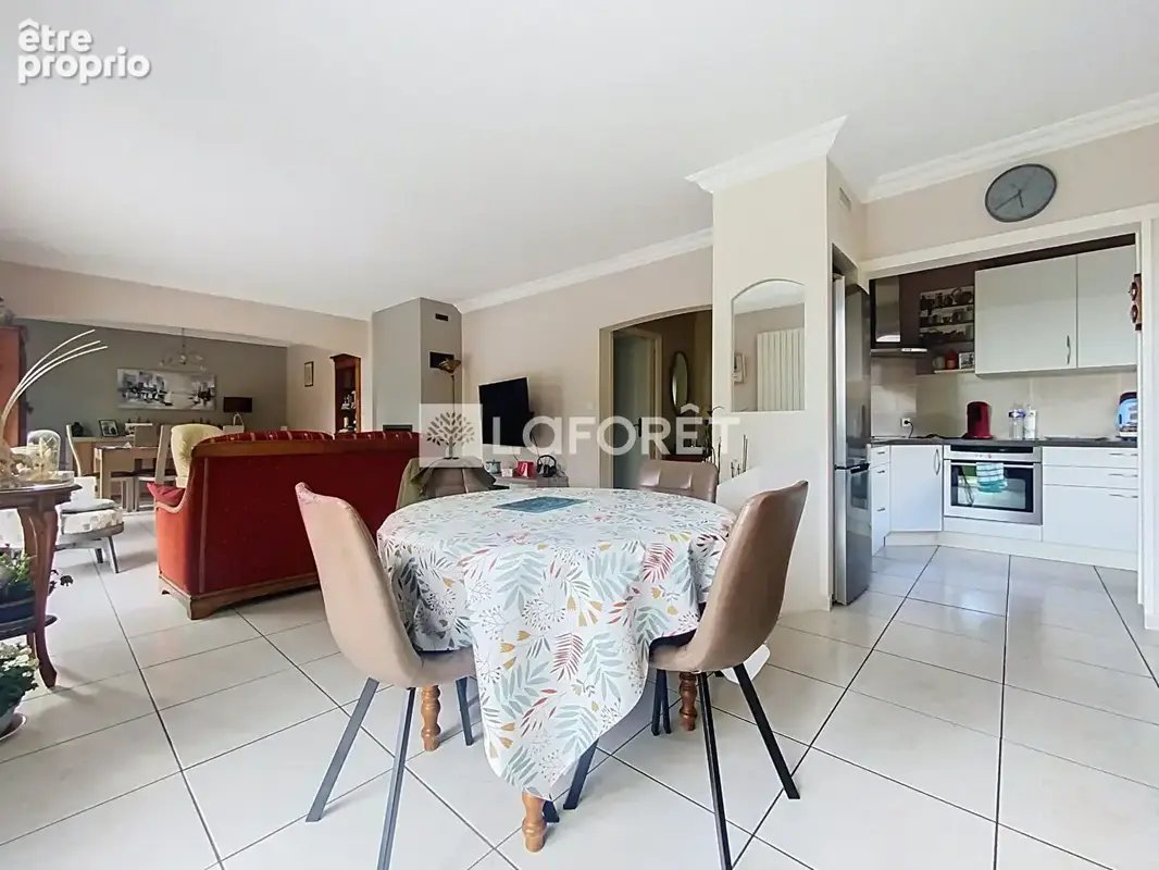 Maison Cholet 5 pièce(s) 104 m2 - photo 3