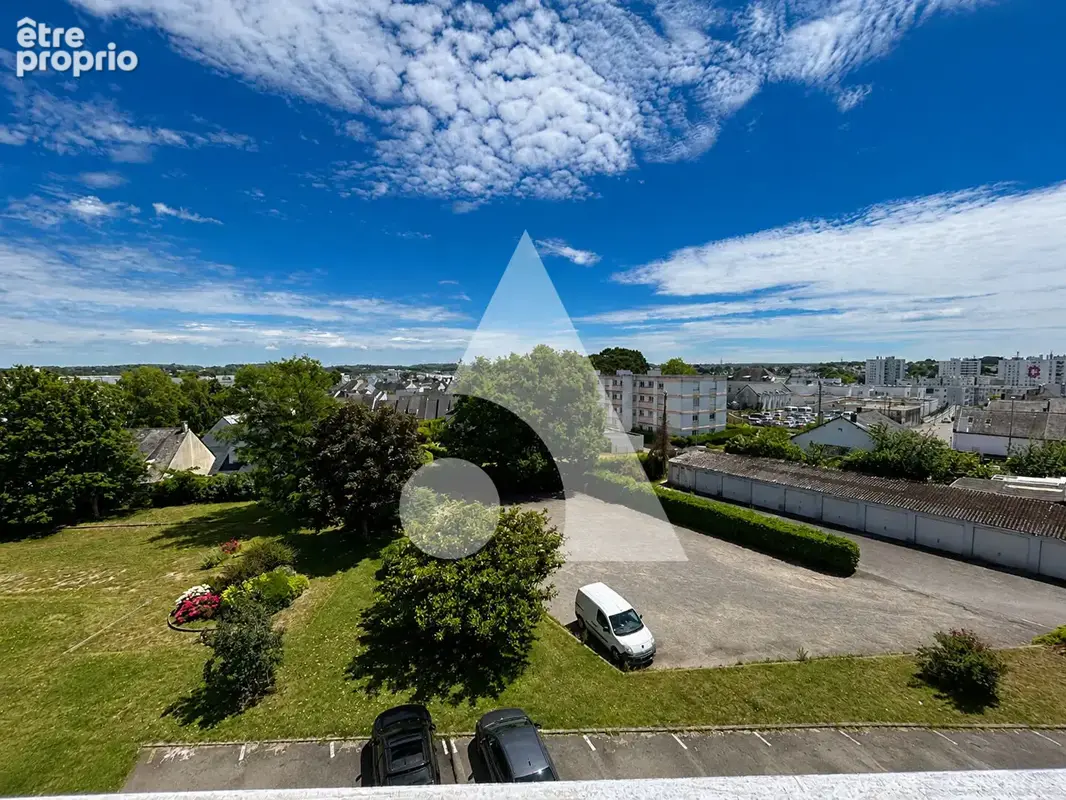 Charmant T3 lumineux avec vue dégagée, garage et cave - photo 9