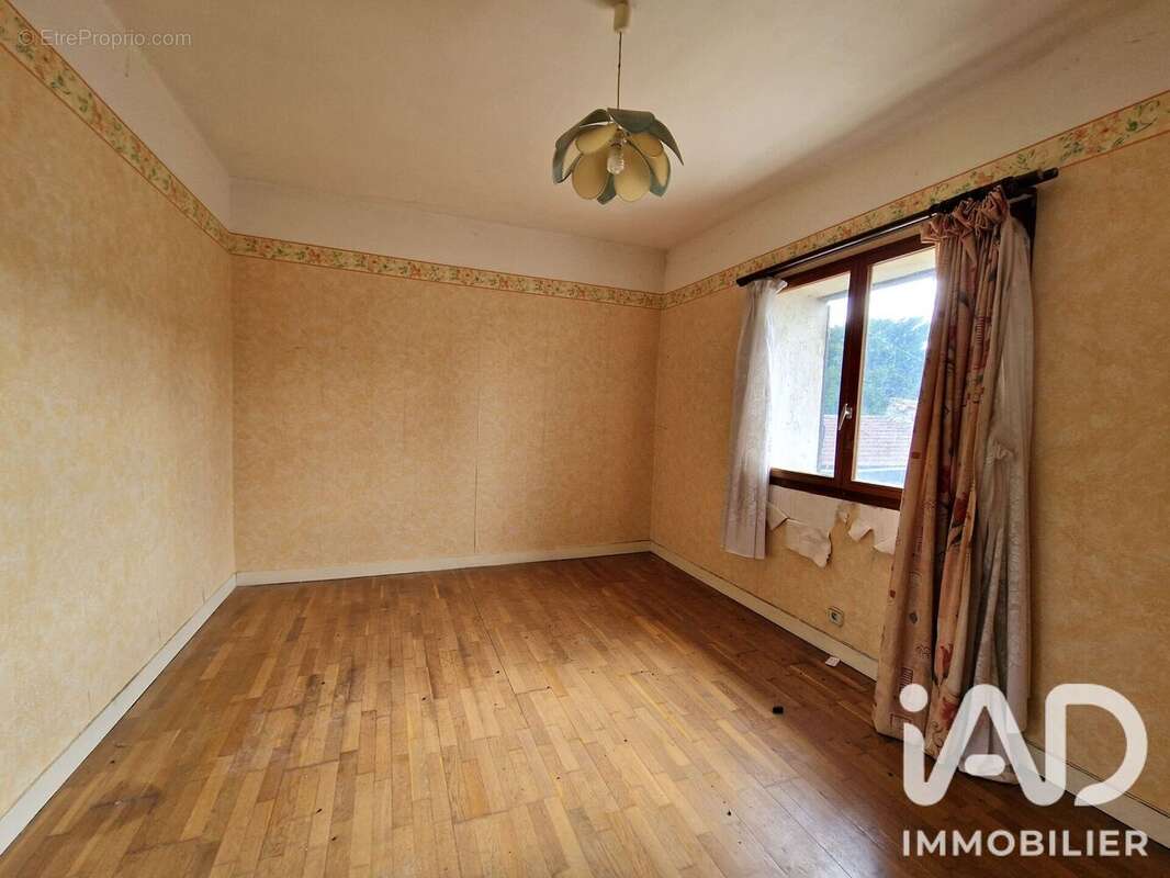 Maison 242 m² à Varreddes  - photo 9