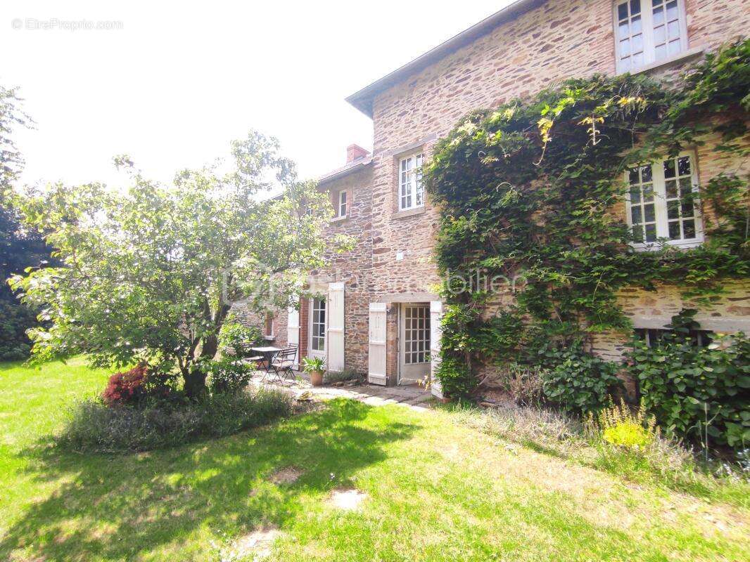 Maison à ORGERES